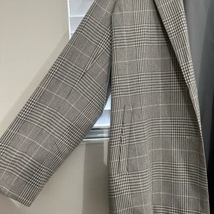 Madewell Blazer with pockets size XL.